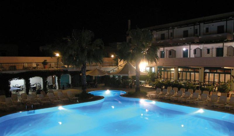 Costa Del Salento Village أُجينتو المظهر الخارجي الصورة